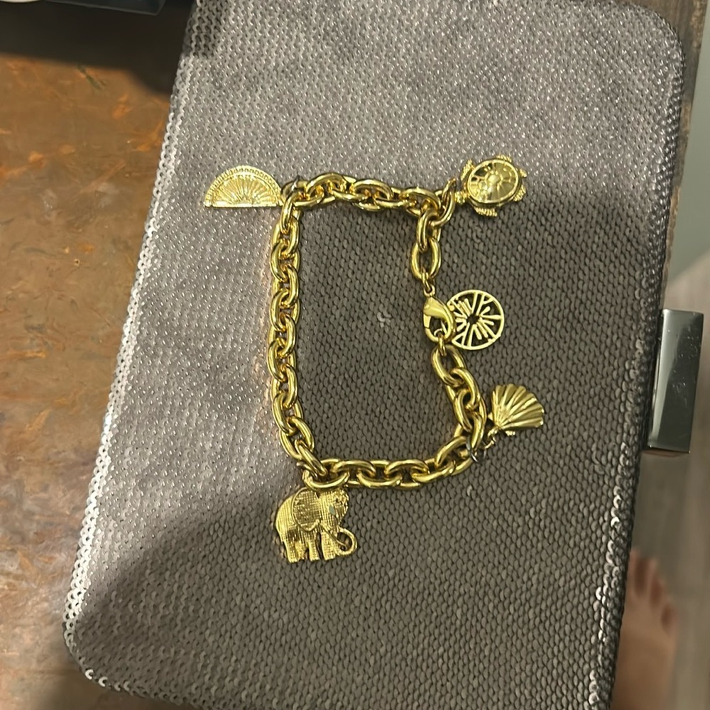 Lilly Bangle bracelet